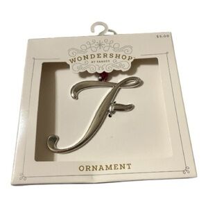 Wondershop Monogram Ornament – Letter F (Silver)